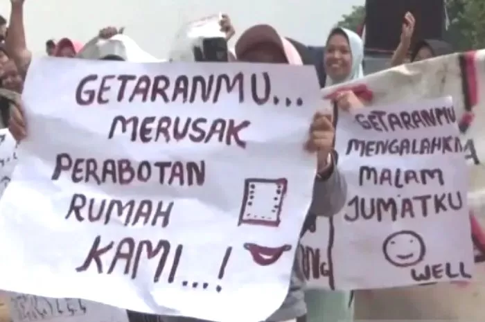 Warga Desa Ciledug Bekasi Desak Kompensasi Proyek Tol Jakarta-Cikampek Selatan