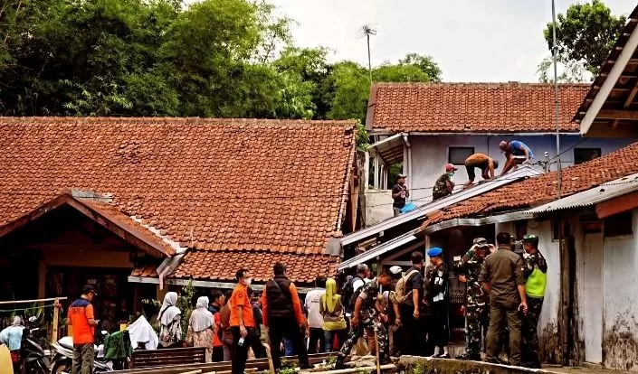 Soal Warga Sumedang yang Rumahnya Rusak Akibat Gempa,  Kepala BNPB: Kasihan, Segera Didata