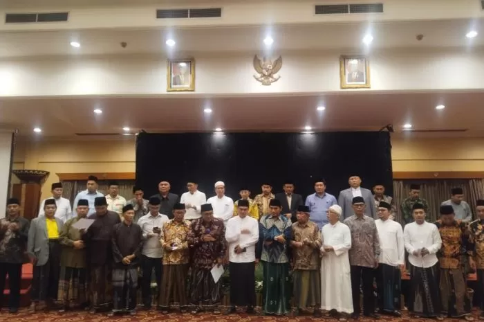 Berkumpul di Purwakarta, Para Kiai Se-Jawa Barat Deklarasi Dukung Prabowo-Gibran