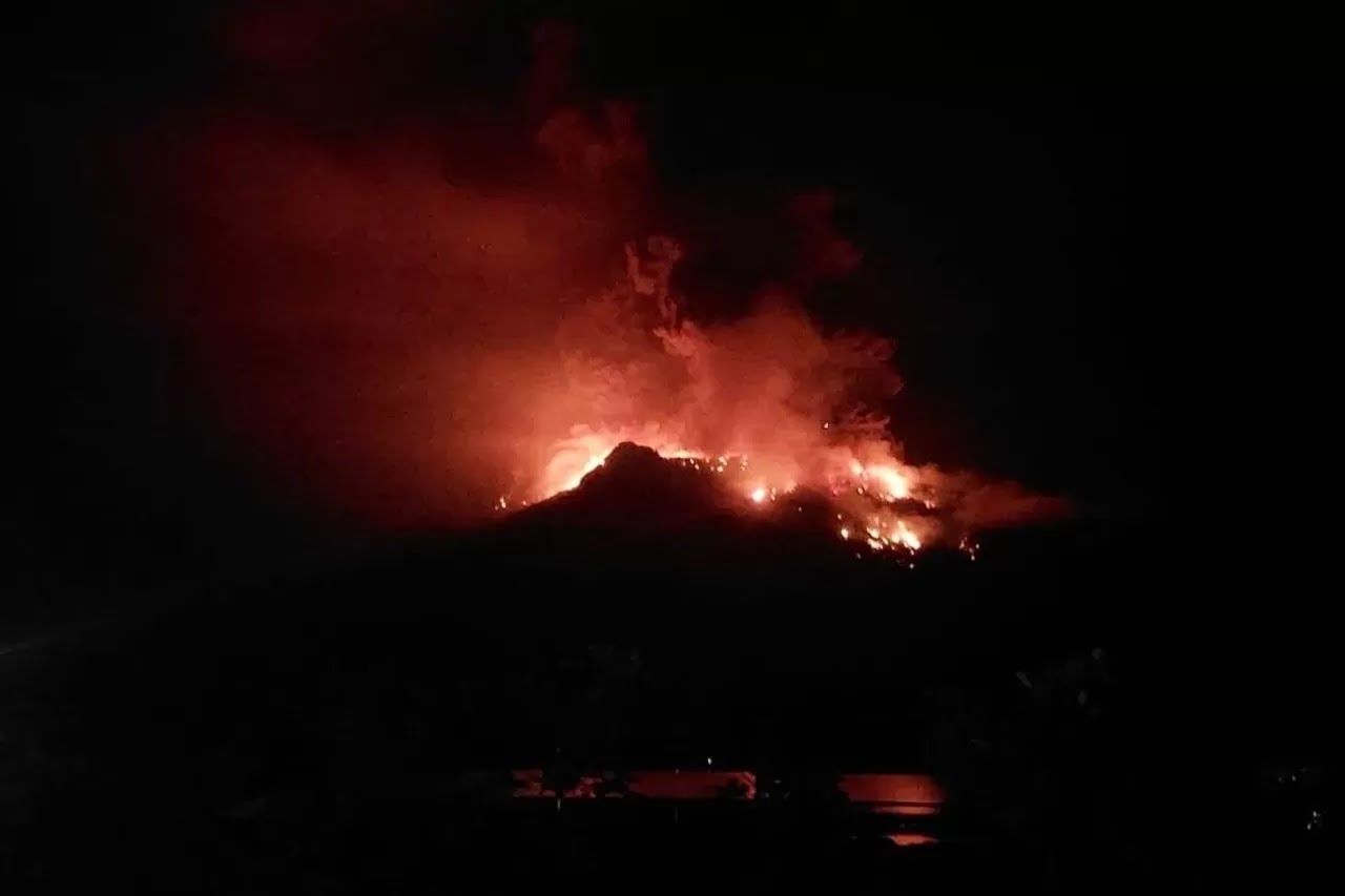 Gunung Ruang di Sulawesi Utara Meletus Status Tanggap Darurat, Sebanyak 828 Warga Dievakuasi