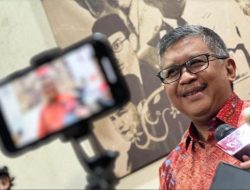 Kubu Prabowo Sebut Megawati Tak Tepat Jadi Amicus Curiae, Hasto: Bu Mega Ingin Selamatkan Konstitusi