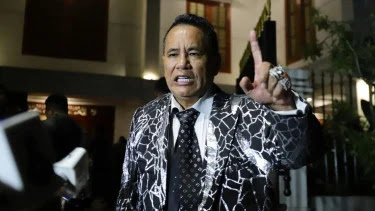 Peringatan Keras! Hotman Paris Bongkar Oknum yang Mengadu Domba Prabowo Subianto dengan Presiden Jokowi