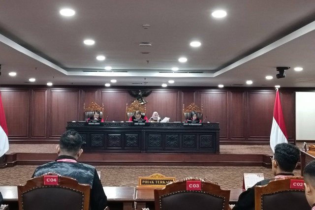 Hakim MK Semprot KPU Tak Hadir di Sidang Pileg Panel 3: Sejak Pilpres Tak Serius