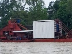 Diawaki WNA Asal China, Kapal Pengeruk Emas Diduga Ilegal Beroperasi di Aceh Barat