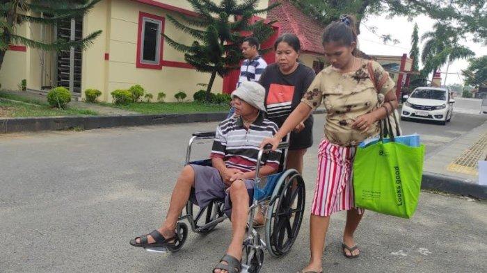 Pilu, Tukang Becak di Medan Lumpuh 4 Bulan Setelah Digebuki Oknum Brimob yang Diduga Mabuk
