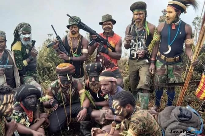 KKB Papua Masih Menggila, Anggota Koramil Sinak Tewas Ditembak