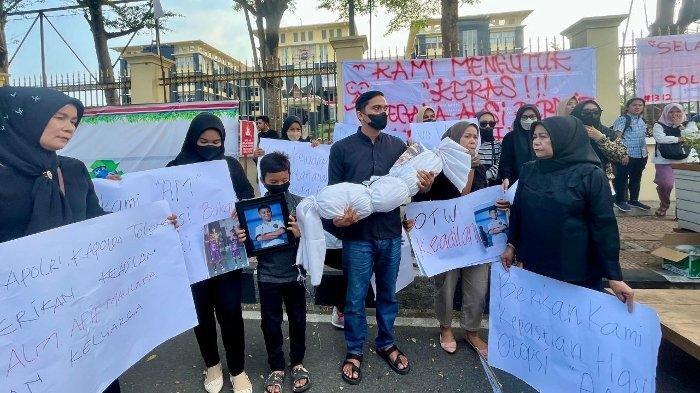 17 Anggota Polda Sumbar Terbukti Bersalah Terkait Kematian Afif Maulana, Tapi Belum juga Ditahan