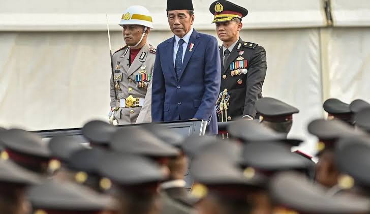 Jokowi Senang, Survei Terbaru Menunjukkan Citra Polisi Semakin Baik